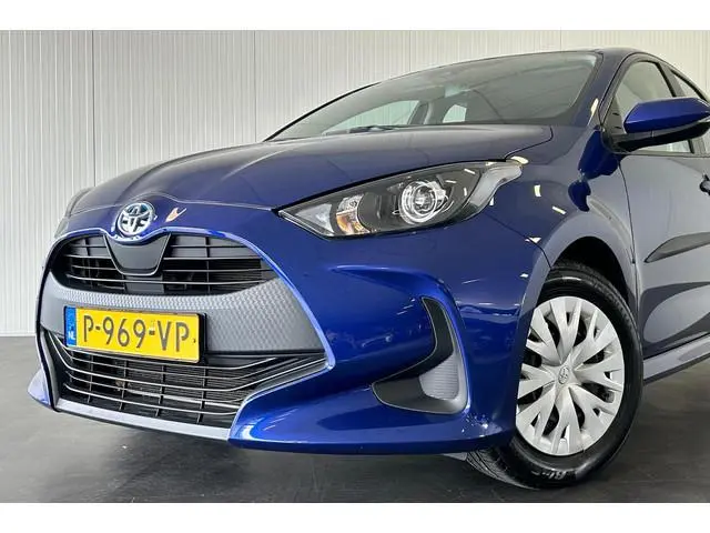 Toyota Yaris 1.5 Hybrid Active, Parkeersensoren, Apple Carplay & Android Auto, 1e eigenaar, Dealer o...