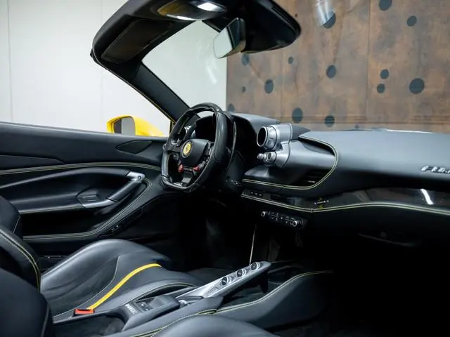 Ferrari F8 Spider