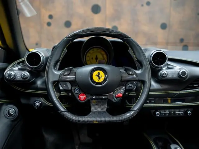Ferrari F8 Spider