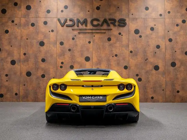 Ferrari F8 Spider