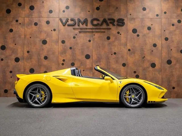Ferrari F8 Spider
