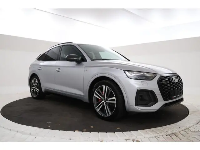 Audi Q5 Sportback 55 TFSI e S edition Zware Accu, Panoramadak, Luchtvering! Trekhaak, S-Line