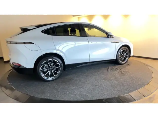 XPENG G6