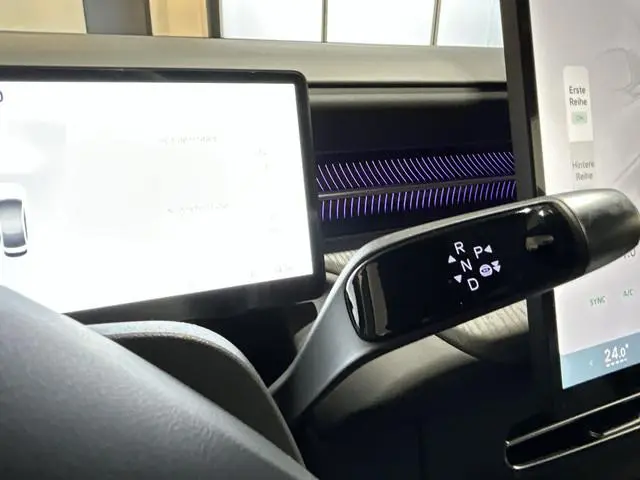 XPENG G6