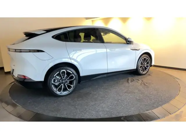 XPENG G6