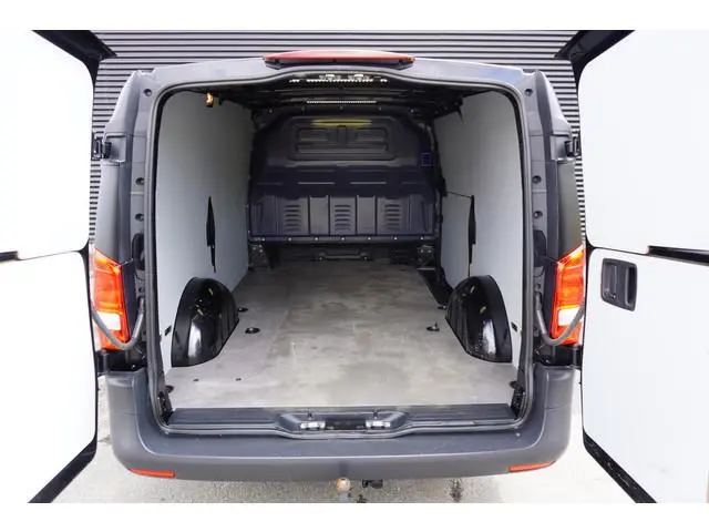 Mercedes-Benz Vito 114 CDI 136pk Automaat Lang L2 Trekhaak Apple Carplay Camera Navi Stoelverwarming...
