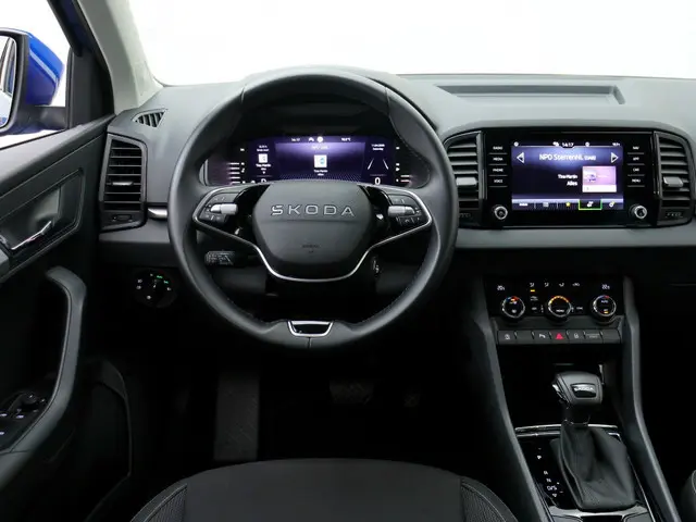 Skoda Karoq 1.5 TSI ACT Business Edition - Private lease 659 pm