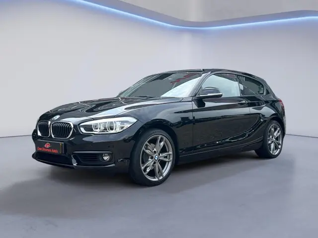 BMW 1-serie 120i High Executive 184PK /Apple Carplay/Cruise Control/Parkeersens. V+A/18''LMV/Stoelve...
