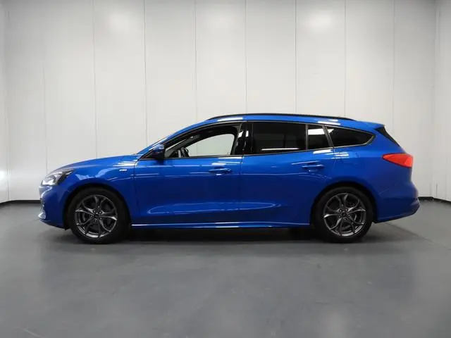 Ford Focus Wagon 1.0 EcoBoost Hybrid ST Line Business NAVI/CAMERA/WINTERPACK/LED/17"LMV!