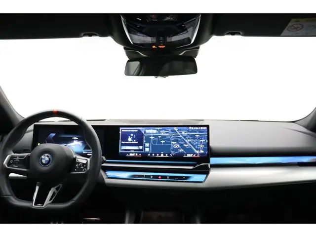 BMW i5 M60 xDrive | M-SPORT PRO | Pano | Bowers & Wilkins | Trekhaak