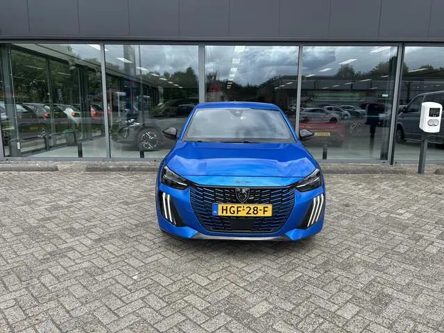 Peugeot 208 1.2 Hybrid 145 e-DCS6 GT AUTOMAAT