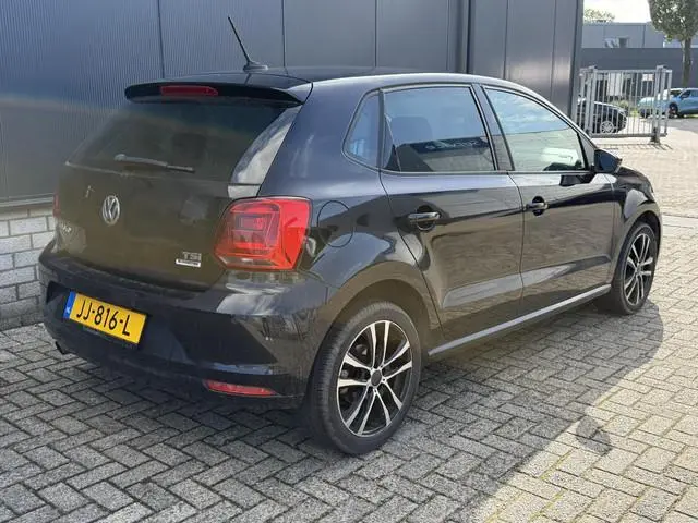 Volkswagen Polo 1.2 TSI Highline 16"/Leder/Climate/Cruise/Navigatie/Camera/Apple Carplay & Android A...