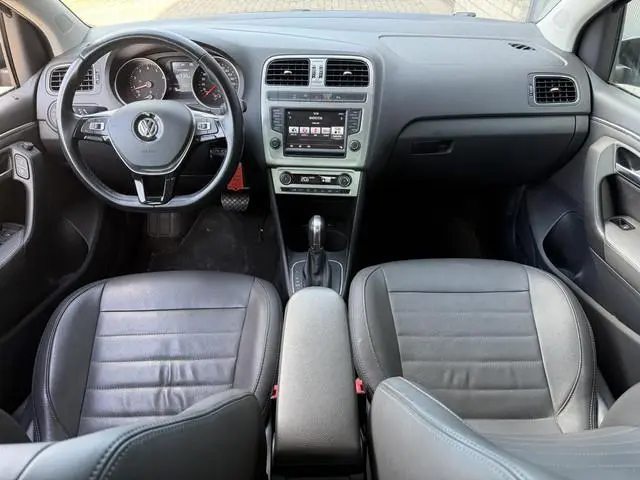 Volkswagen Polo 1.2 TSI Highline 16"/Leder/Climate/Cruise/Navigatie/Camera/Apple Carplay & Android A...