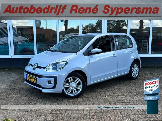 Volkswagen Up! 1.0 BMT high up! | Clima | Parkeersensoren | Stoelverwarming | Cruise