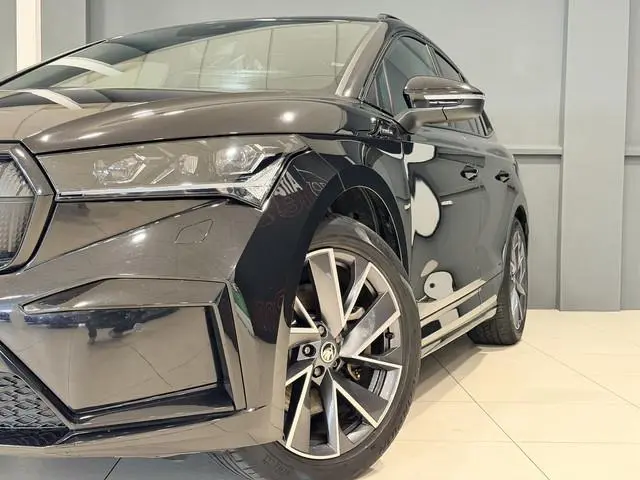 Skoda Enyaq iV 80 Sportline | SOH 93,51% | Navigatie | Hoge instap |