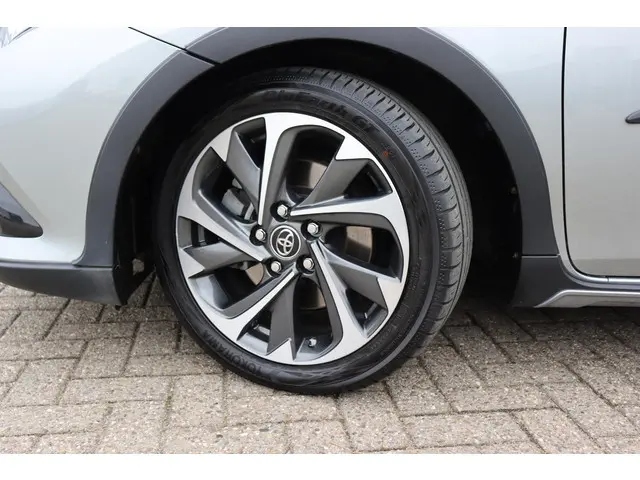 Toyota Auris 1.8 TS Hybrid Freestyle, Safety Sense