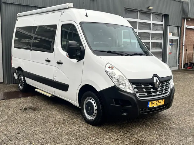 Renault Master T35 2.3 dCi L2H2 4.832km origineel!! BTW vrij!! Ideaal voor camper ombouw!! Airco Cru...