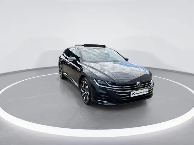 Volkswagen Arteon Shooting Brake 1.4 TSIeHybrid/218PK R-Line Business DSG · Panoramadak · Camera · S...