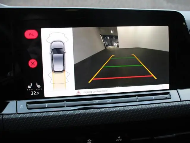 Volkswagen Golf 1.5 eTSI 150pk DSG R-Line DEMO ! Panorama dak Navigatie Apple Carplay/Android Auto C...