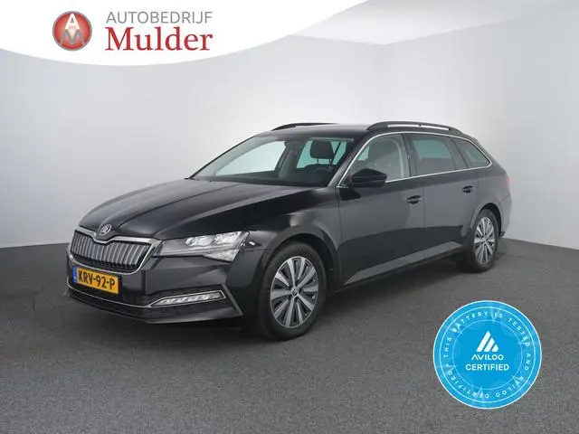 Skoda Superb Combi 1.4 TSI iV Business Edition Plus | Zwenkhaak | Carplay | SOH 94.4% | Cruise | Win...