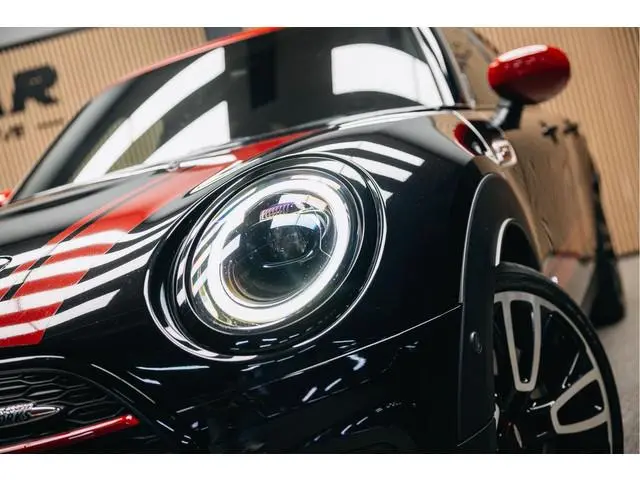 MINI Clubman 2.0 JCW ALL4 John Cooper Works | JCW | Rood dak | Sportstoelen | Stoelverwarming | Head...