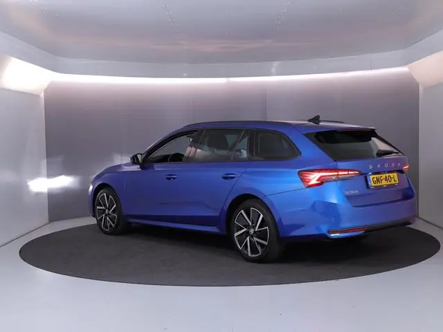 Skoda Octavia Combi 1.5 TSI Business Edition Plus 115 pk | Verlengde garantie | Navigatie | Parkeers...