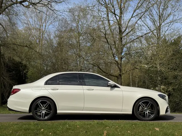 Mercedes-Benz E-klasse 250 Premium Plus AMG Schuifd.