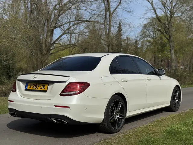 Mercedes-Benz E-klasse 250 Premium Plus AMG Schuifd.