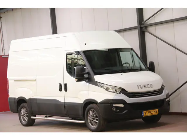 Iveco Daily 35S14V 2.3 L2H2 MET 3500 KG Trekvermogen