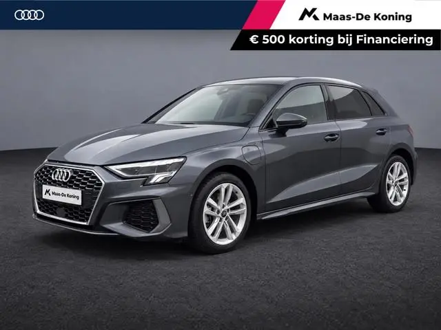 Audi A3 Sportback 40 TFSIe 204pk S-Tronic Advanced Edition · SOH 100% · Camera · Keyless · Dodehoeks...