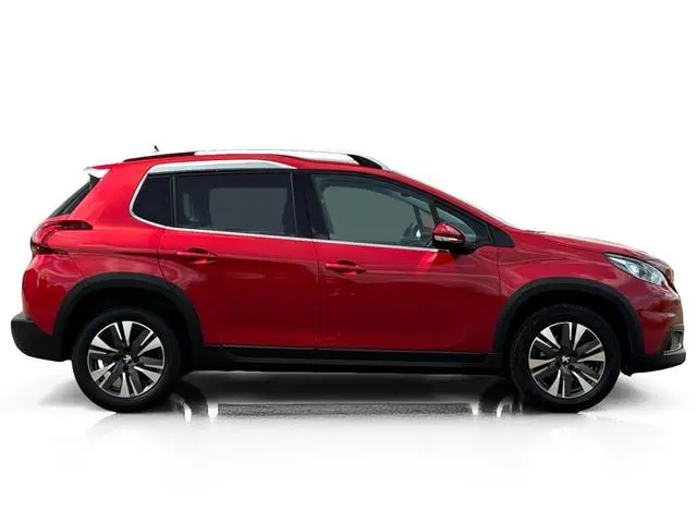 Peugeot 2008 1.2 PureTech Allure ✅ Navi ✅ CarPlay ✅ Camera
