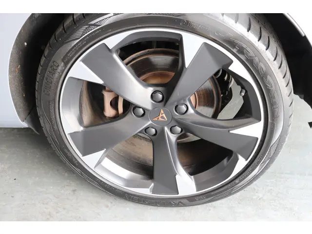 CUPRA Leon Sportstourer