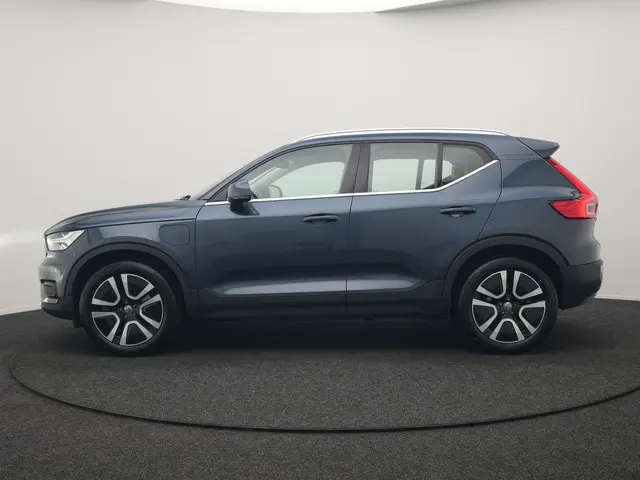 Volvo XC40 T4 Recharge Inscription 211pk PHEV Dealer O.H. | Trekhaak Af Fabriek | Adaptive Cruise |...