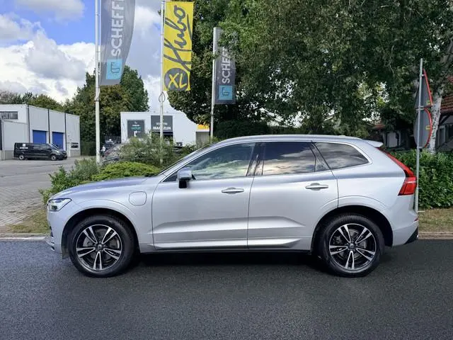Volvo XC60 2.0 T8 PHEV AWD 390PK Inscription•Pano•Leder