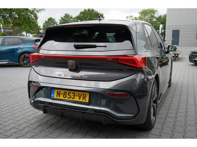 Cupra Born