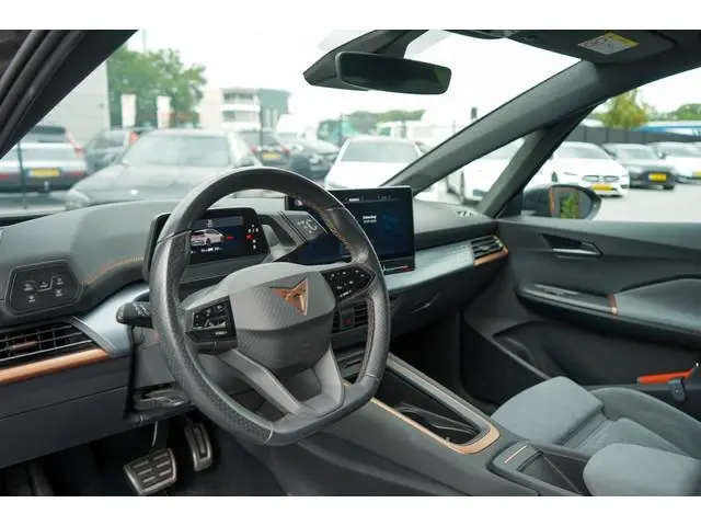 Cupra Born