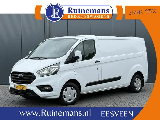 Ford Transit Custom 2.0 TDCI 130 PK / L2H1 / SORTIMO INRICHTING / 2.8 TONS TREKHAAK / 3-ZITS / CRUIS...
