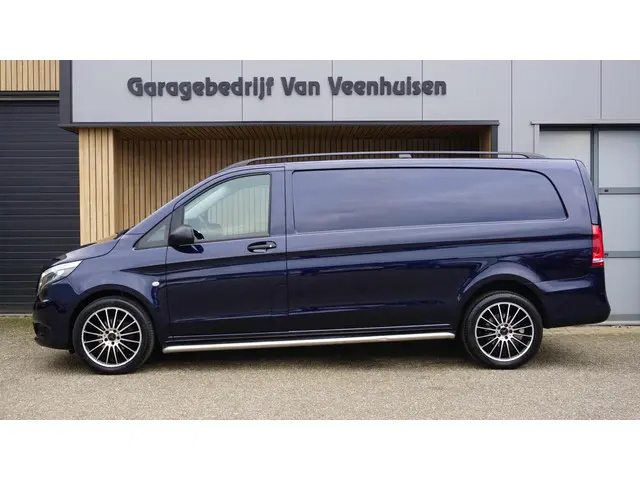 Mercedes-Benz Vito 116 CDI 163PK Automaat Extra Lang Leder LED 19inch LM Sidebar Trekhaak *46140km*...