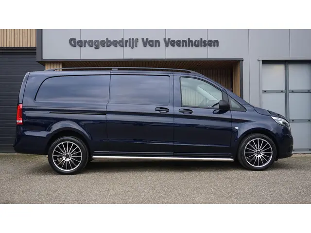 Mercedes-Benz Vito 116 CDI 163PK Automaat Extra Lang Leder LED 19inch LM Sidebar Trekhaak *46140km*...