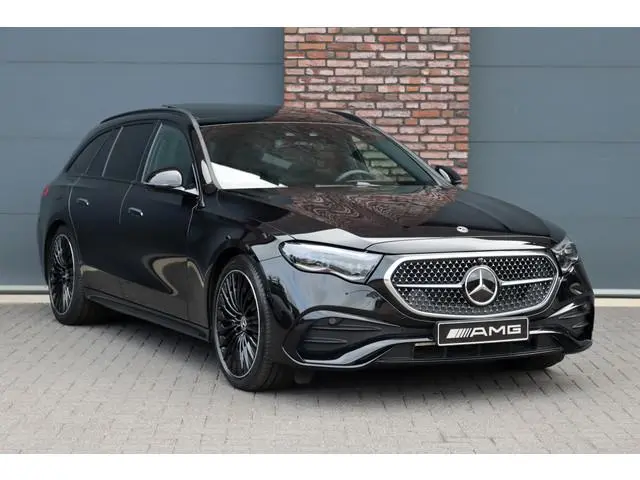 Mercedes-Benz E-klasse Estate 300 e AMG Line | Hyperscreen | Distronic+ | Nappa Leder | Burmester |...