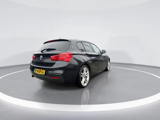 BMW 1-serie 118i High Executive | PANO | M-PAKKET | STOELVW | CRUISE | LED | NAVI | 4523