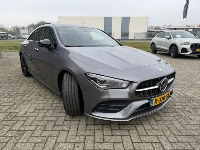 Mercedes-Benz CLA