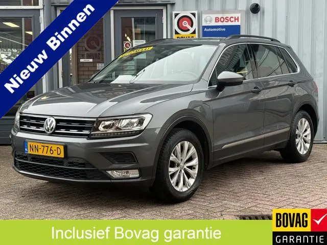 Volkswagen Tiguan 1.4 TSI ACT Comfortline. | AUTOMAAT | 1E EIG | TREKHAAK | CRUISE | PDC |