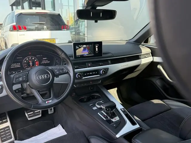 Audi S4
