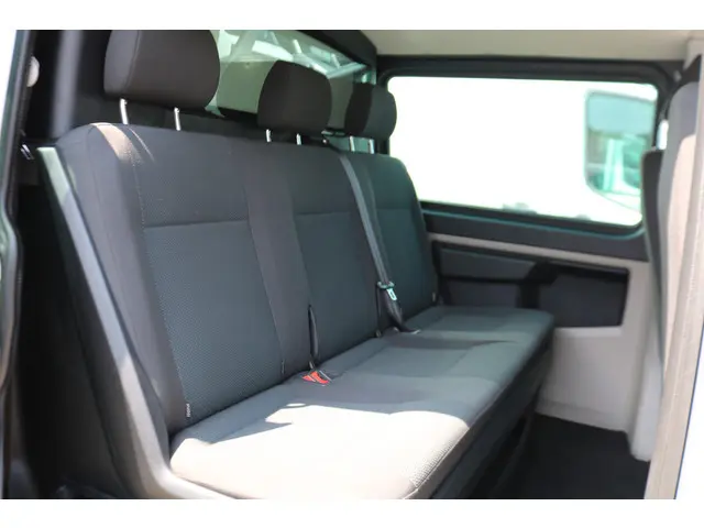 Volkswagen Transporter 2.0 TDI L2 H1 150pk DC 4-Motion Automaat Airco Led Trekhaak Camera
