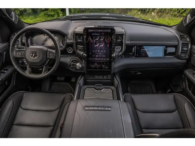 Dodge RAM LIMITED H.O 540PK | Massage + Full Option €84950,- excl | De Meest Luxe en Volle Pick-Up i...