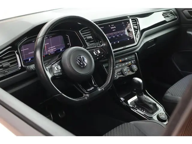 Volkswagen T-Roc R 2.0 TSI 300pk 4Motion Panoramadak Virtual cockpit Camera Keyless LED Stoelverwarm...