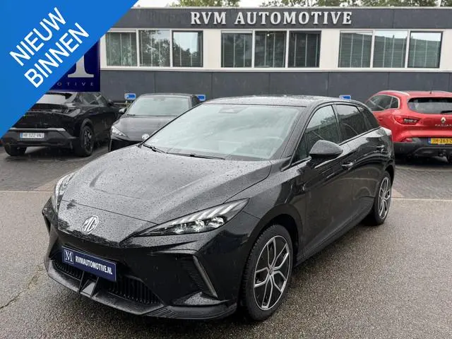 MG MG4 Electric Luxury 64 kWh LONG RANGE | SOH 96% | 15.000KM | 360° CAMERA | STOEL & STUURVERWARMIN...