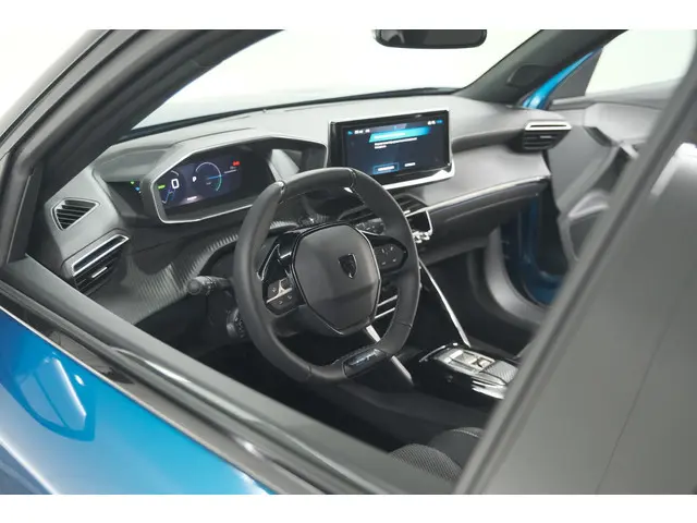Peugeot e-2008 EV GT 50 kWh | Camera | Navigatie | Apple Carplay | Parkeersensoren