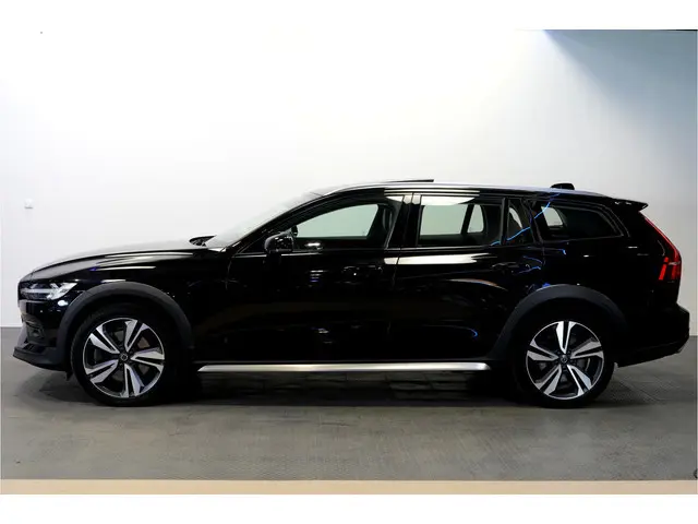 Volvo V60 Cross Country 2.0 B5 AWD 185kW/250pk Aut8 Ultimate BOWERS&WILKINS + PANORAMADAK + ADAPT.CR...